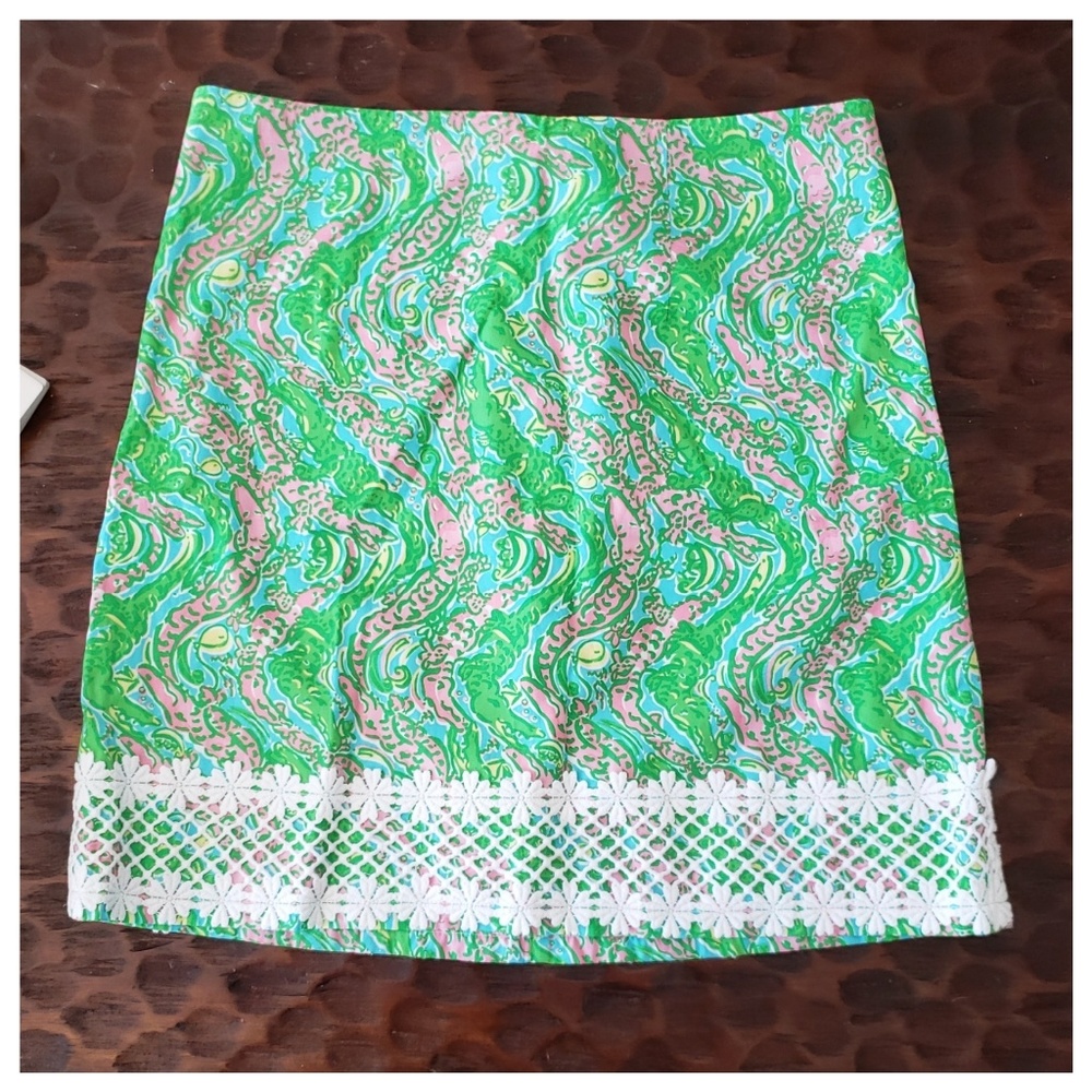 Chomp chomp Skirt Sz 4